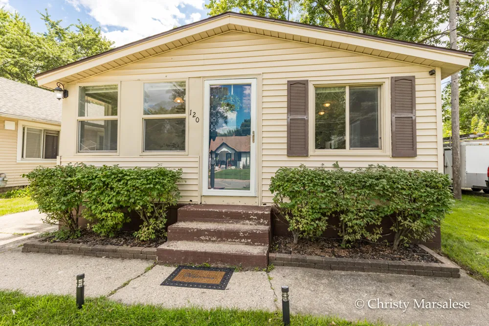 120 34th Street SE Wyoming City, MI 49548