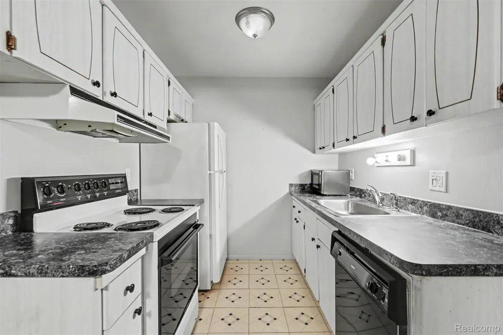 26730 Joy Road Redford Charter Township, MI 48239