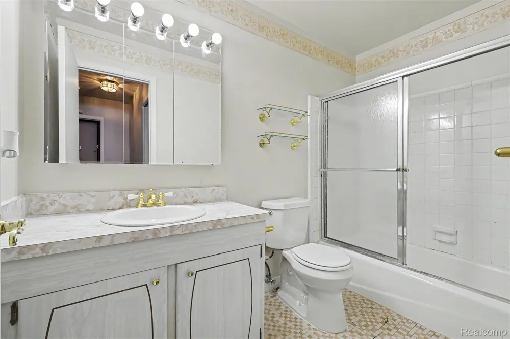 26730 Joy Road Redford Charter Township, MI 48239