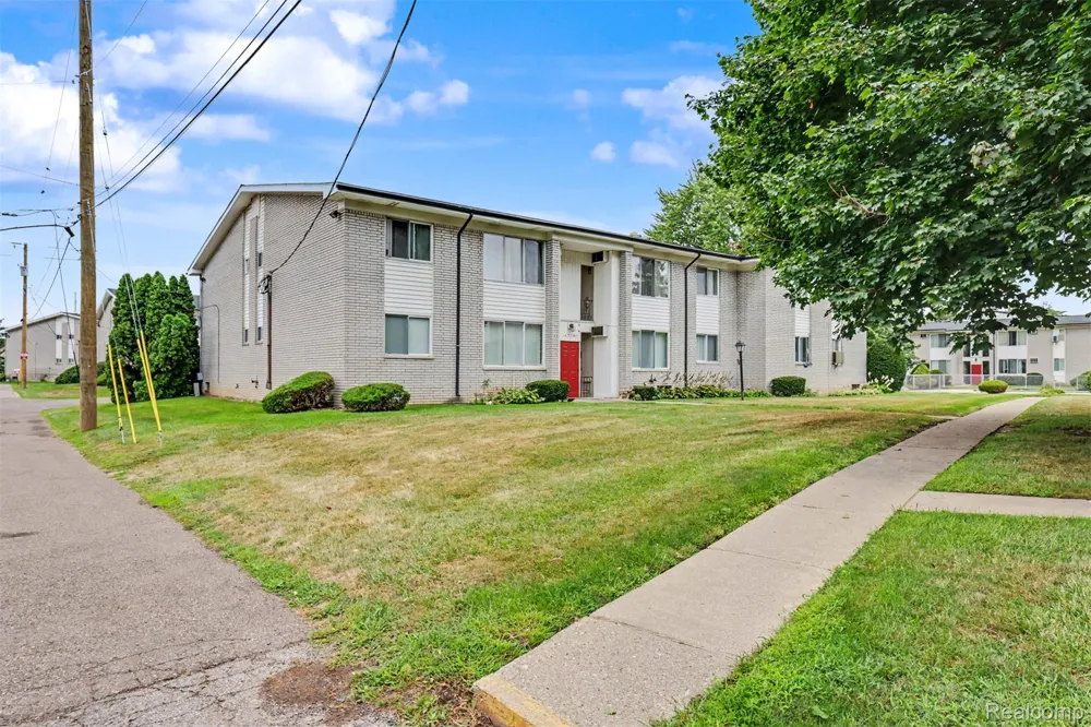 26730 Joy Road Redford Charter Township, MI 48239