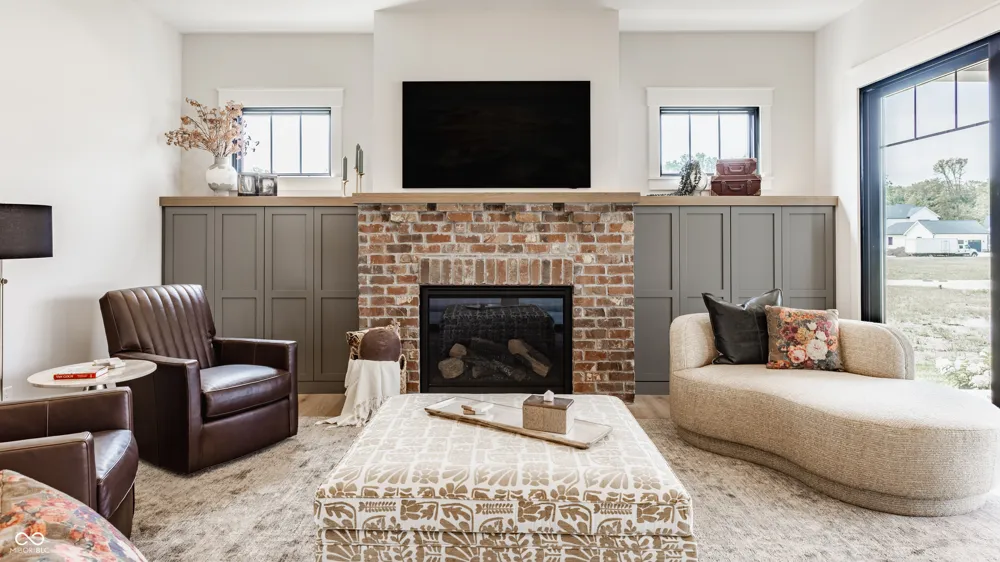 5778 Marvie Drive Zionsville, IN 46077