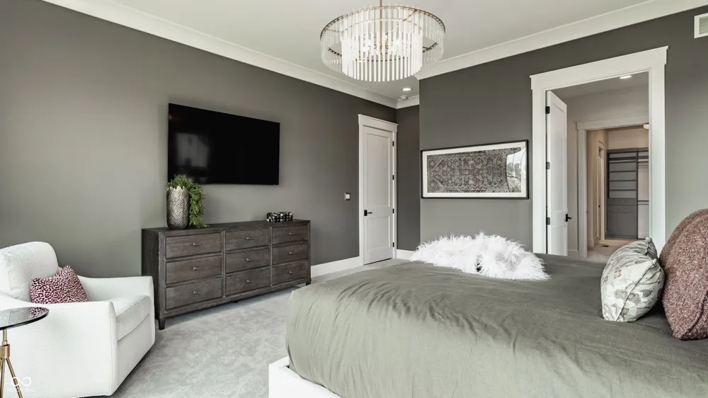 5778 Marvie Drive Zionsville, IN 46077