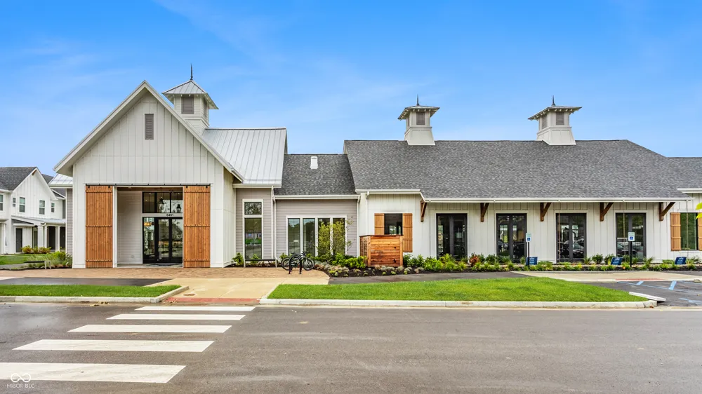5778 Marvie Drive Zionsville, IN 46077