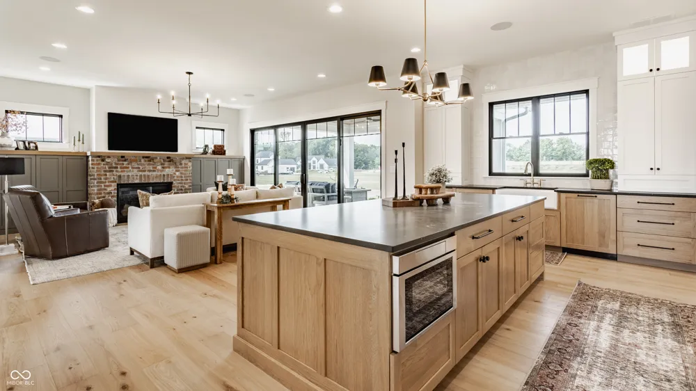 5778 Marvie Drive Zionsville, IN 46077