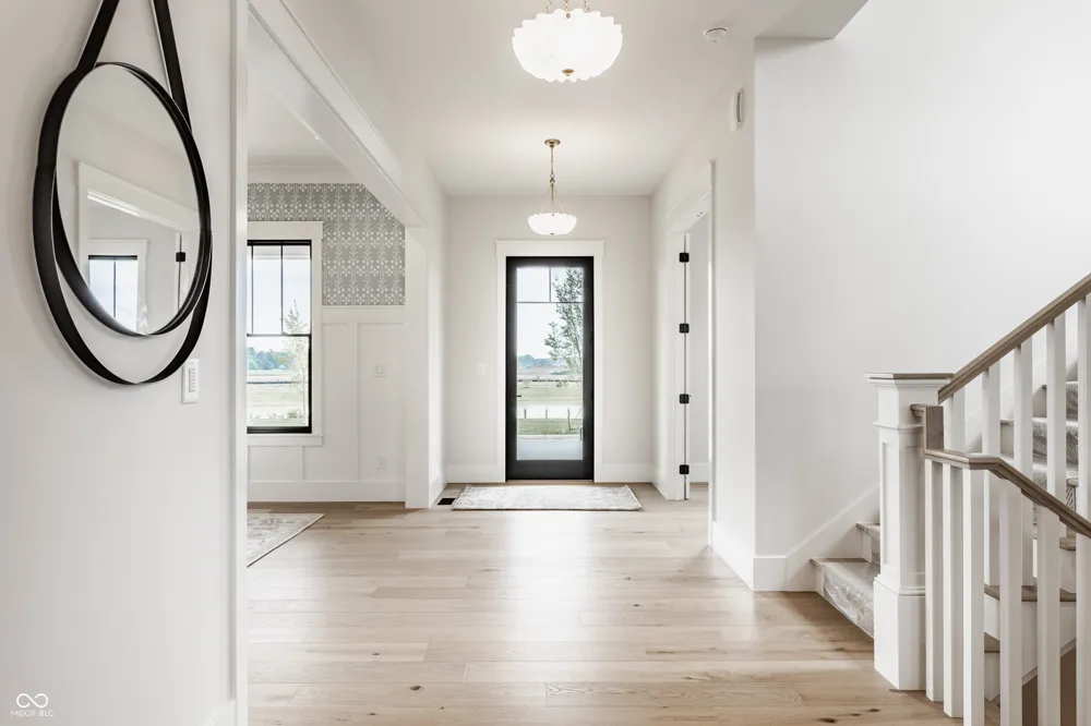 5778 Marvie Drive Zionsville, IN 46077