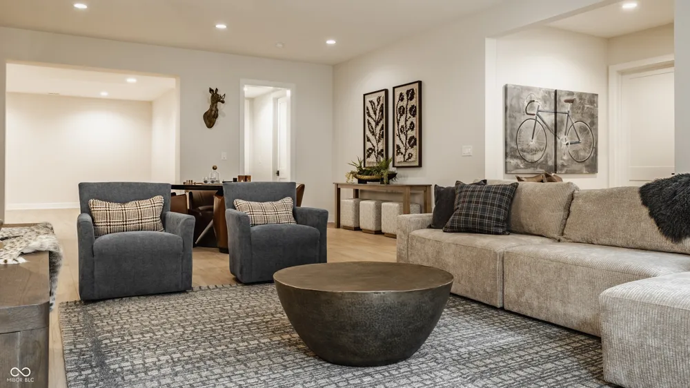5778 Marvie Drive Zionsville, IN 46077
