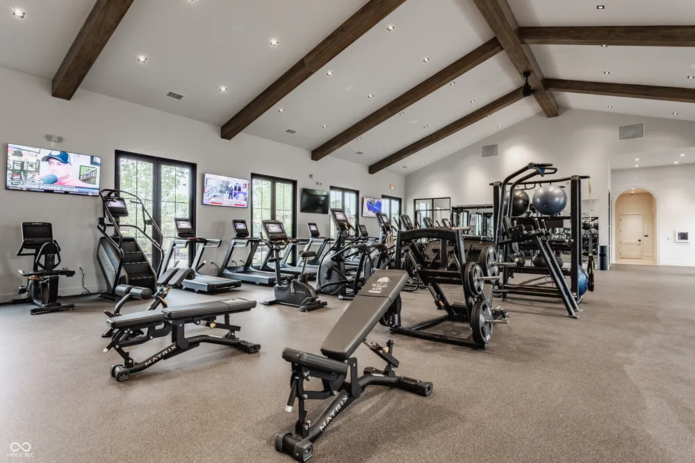 5778 Marvie Drive Zionsville, IN 46077