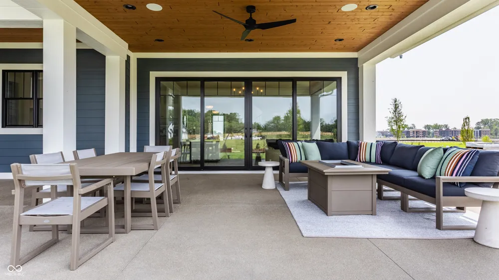 5778 Marvie Drive Zionsville, IN 46077