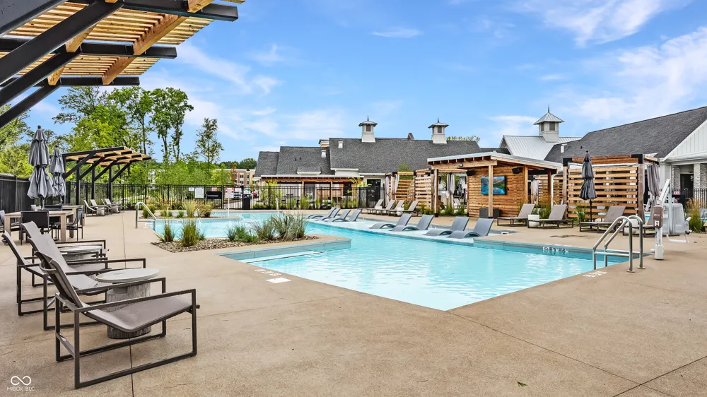 5778 Marvie Drive Zionsville, IN 46077
