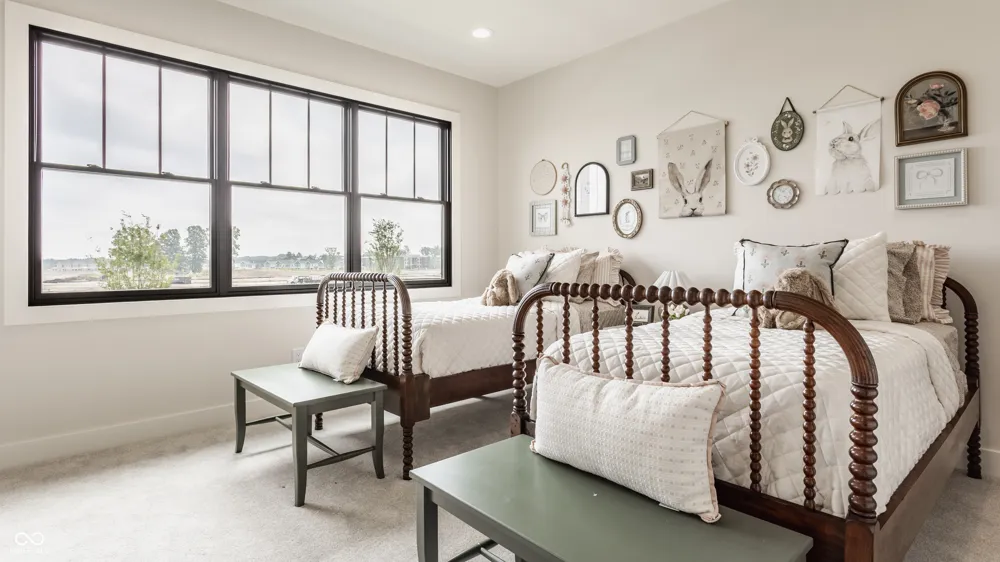 5778 Marvie Drive Zionsville, IN 46077