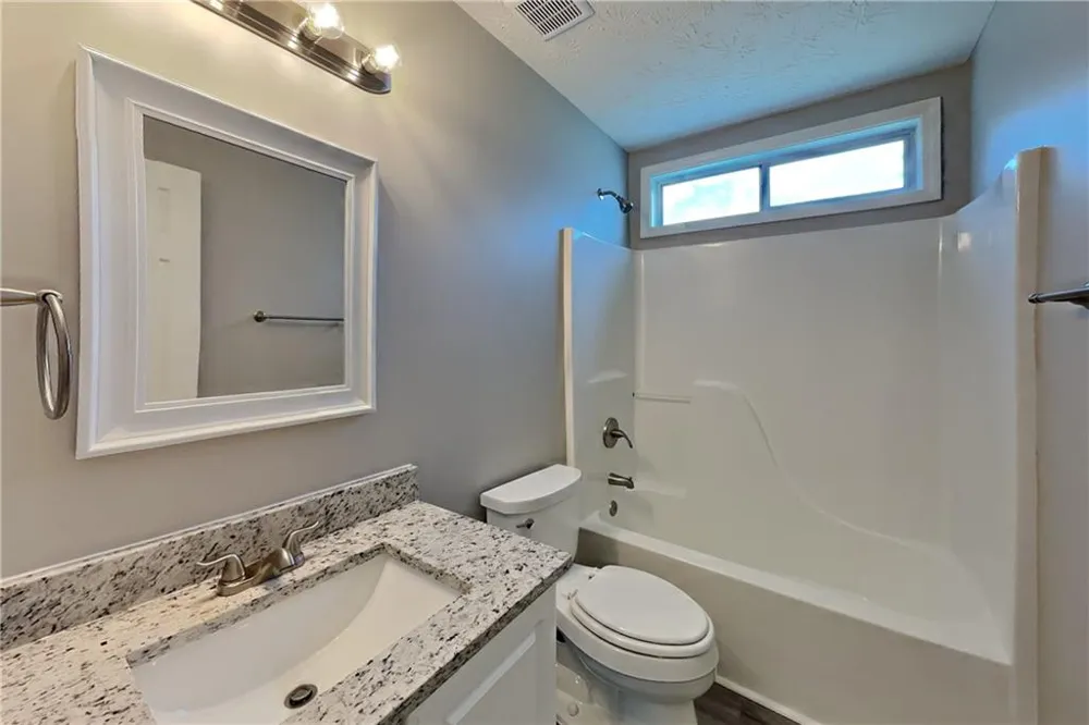 1874 Manor Oak Lane Buford, GA 30519
