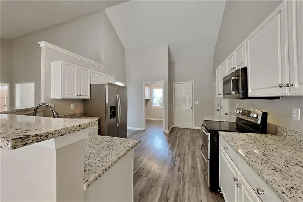 1874 Manor Oak Lane Buford, GA 30519