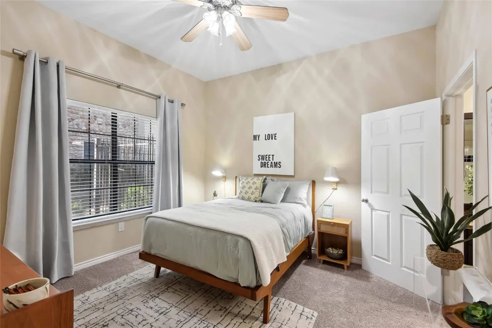 6607 Brodie Lane #727 Austin, TX 78745