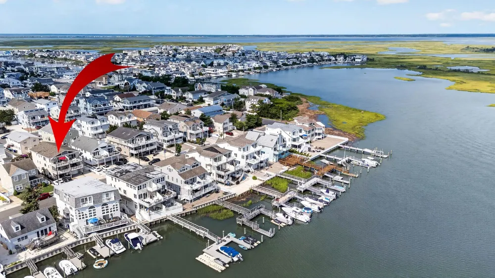 356 E 39th Street Avalon, NJ 08202