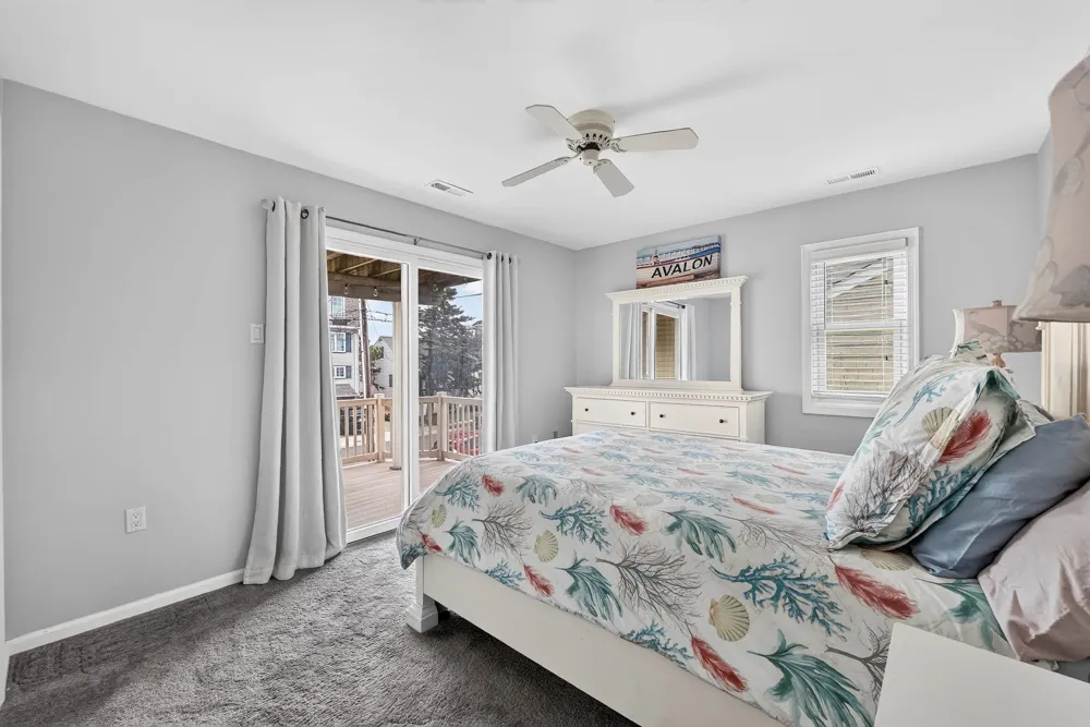 356 E 39th Street Avalon, NJ 08202