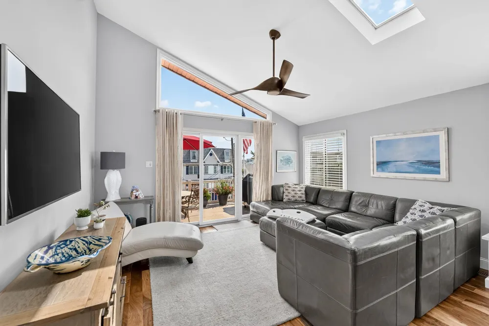 356 E 39th Street Avalon, NJ 08202