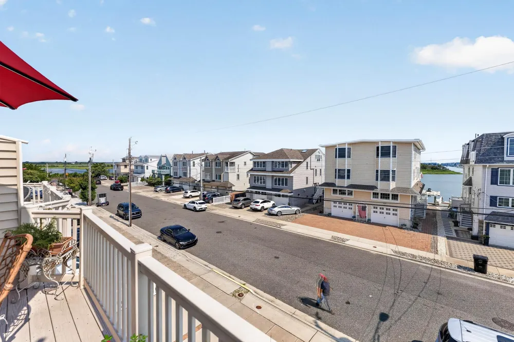 356 E 39th Street Avalon, NJ 08202