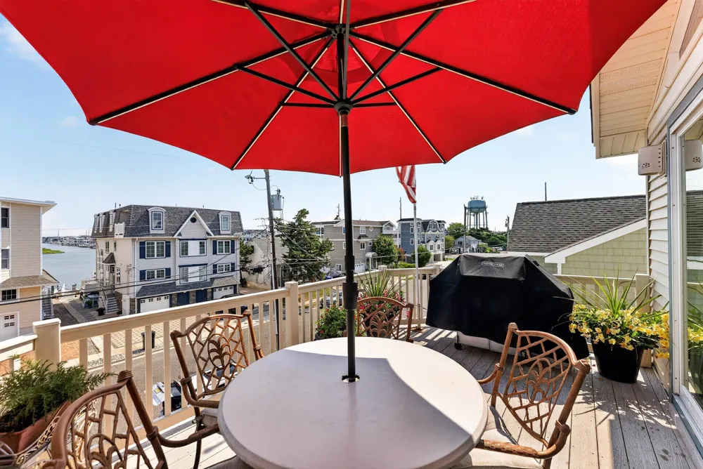 356 E 39th Street Avalon, NJ 08202