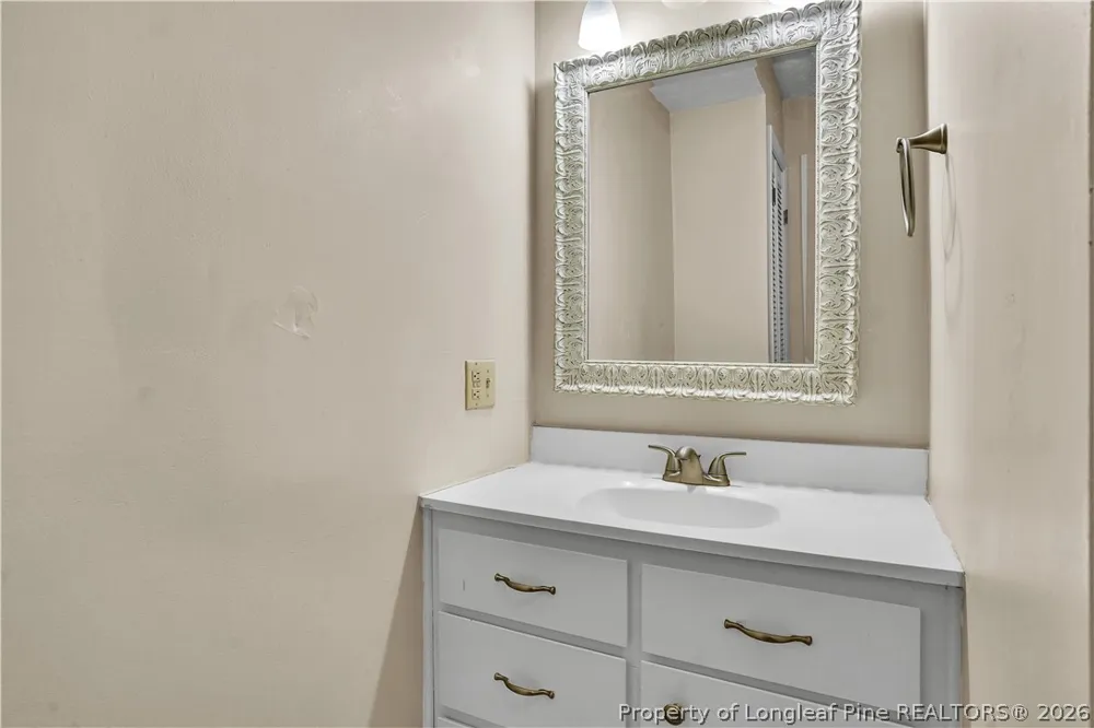5075 Chesapeake Road Fayetteville, NC 28311