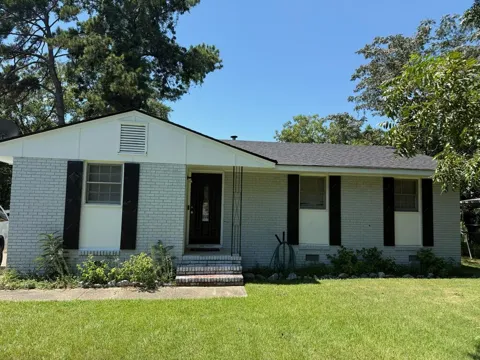 1433 Chalbena Avenue