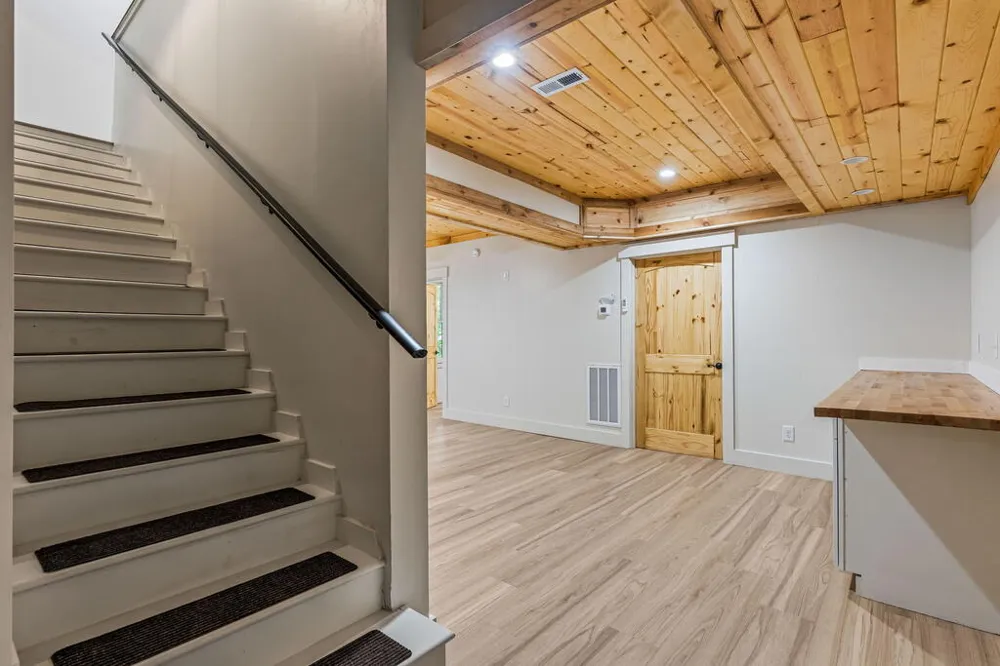 208 Autumn Lane Blairsville, GA 30512