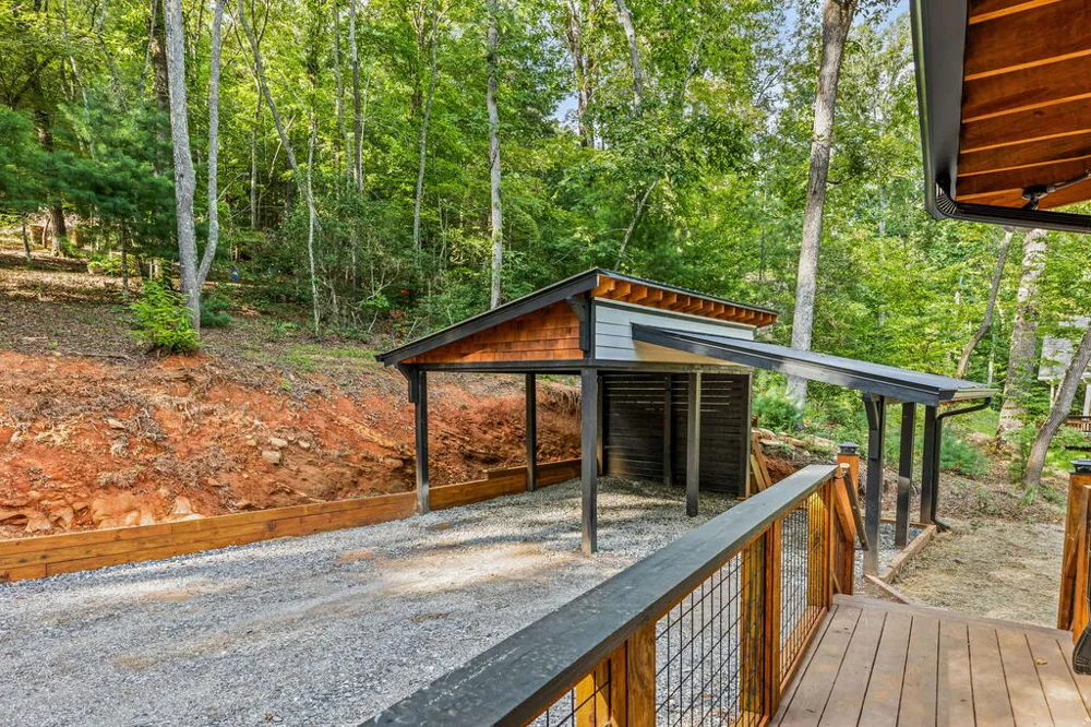 208 Autumn Lane Blairsville, GA 30512