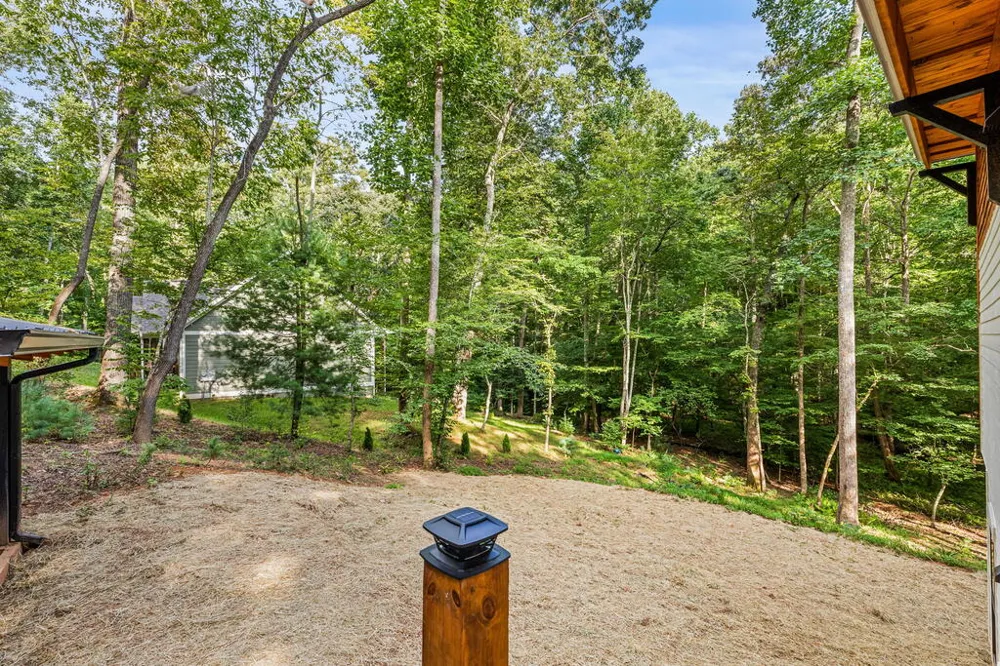 208 Autumn Lane Blairsville, GA 30512