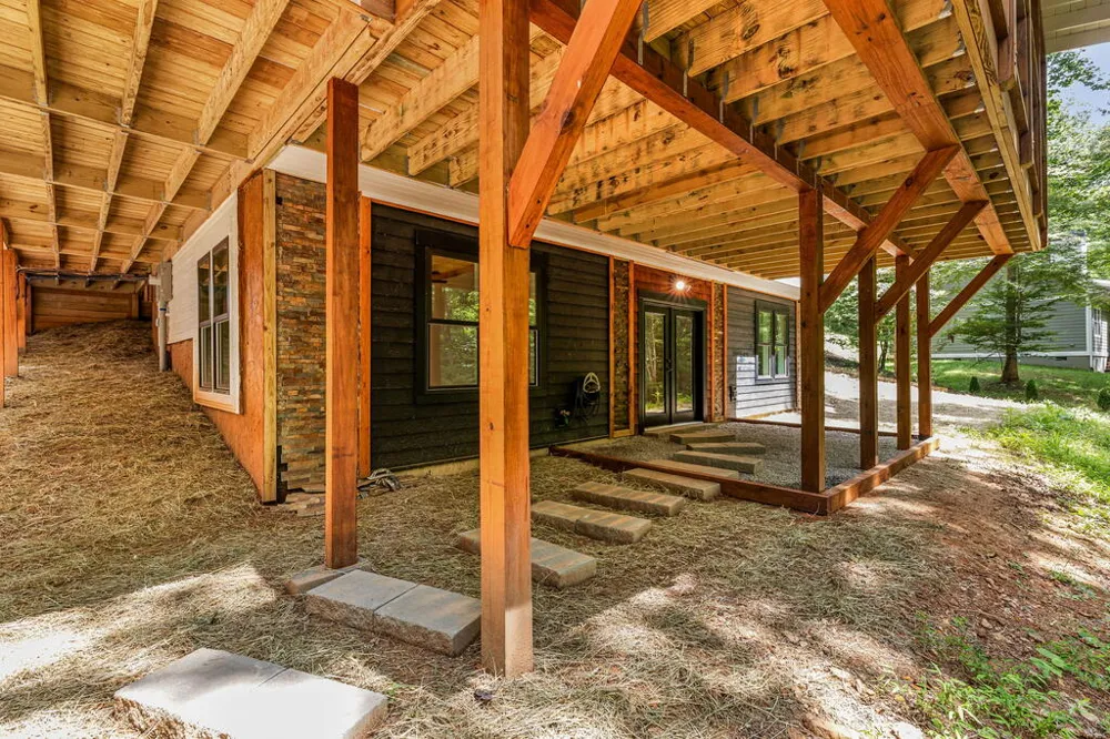208 Autumn Lane Blairsville, GA 30512