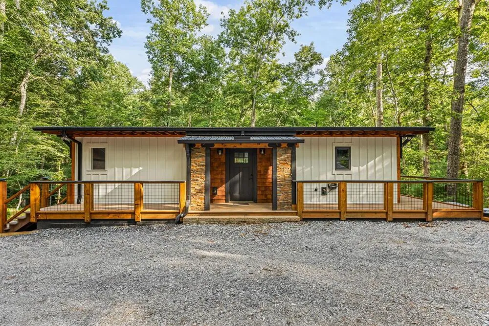 208 Autumn Lane Blairsville, GA 30512