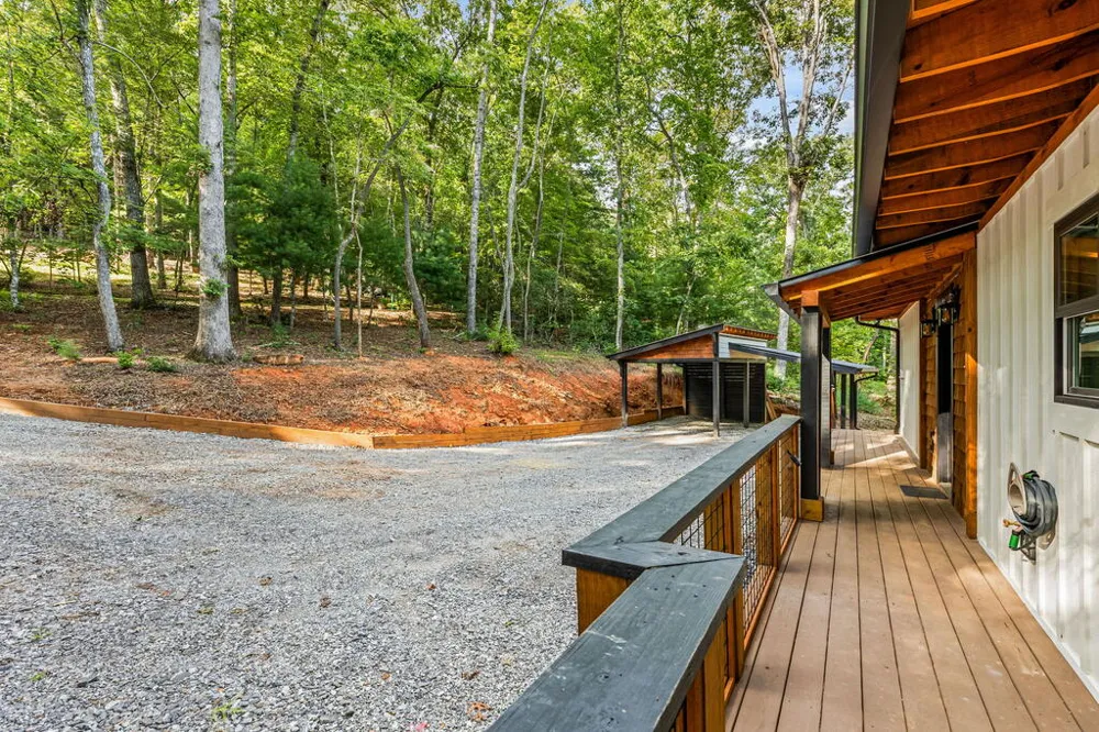 208 Autumn Lane Blairsville, GA 30512