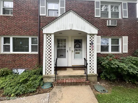 139 Manor Drive #1305