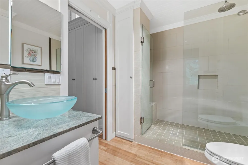 14702 NE 51st Street #A2 Bellevue, WA 98007