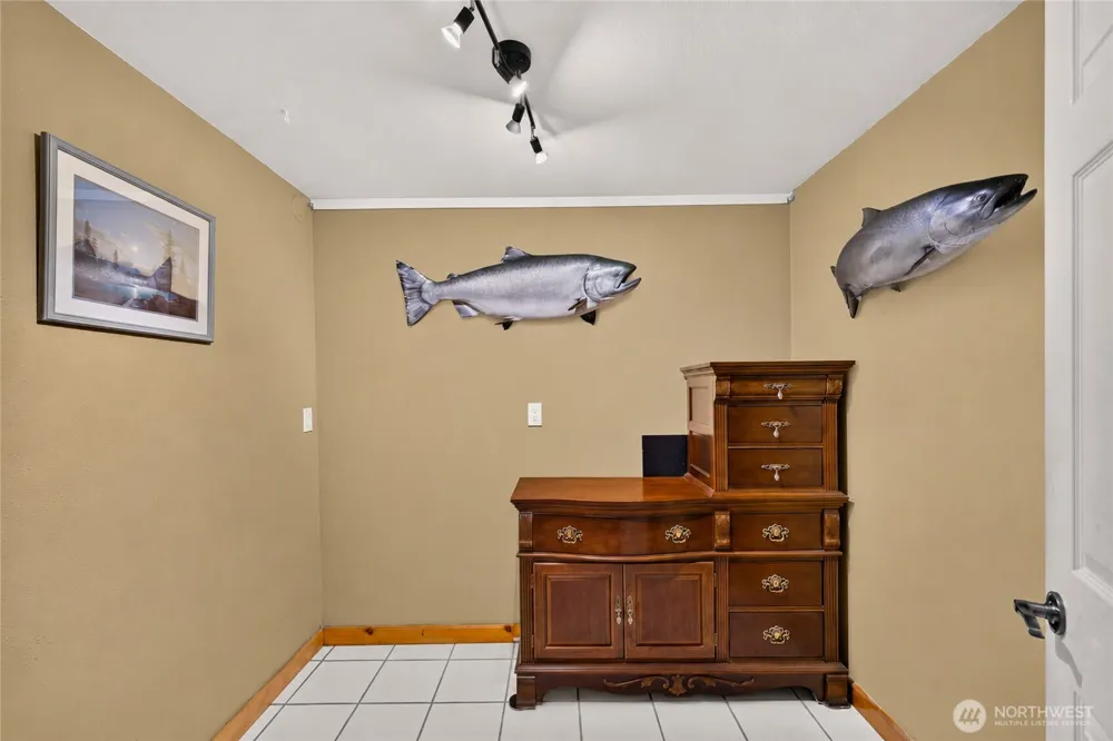 776 shelter bay Drive La Conner, WA 98257
