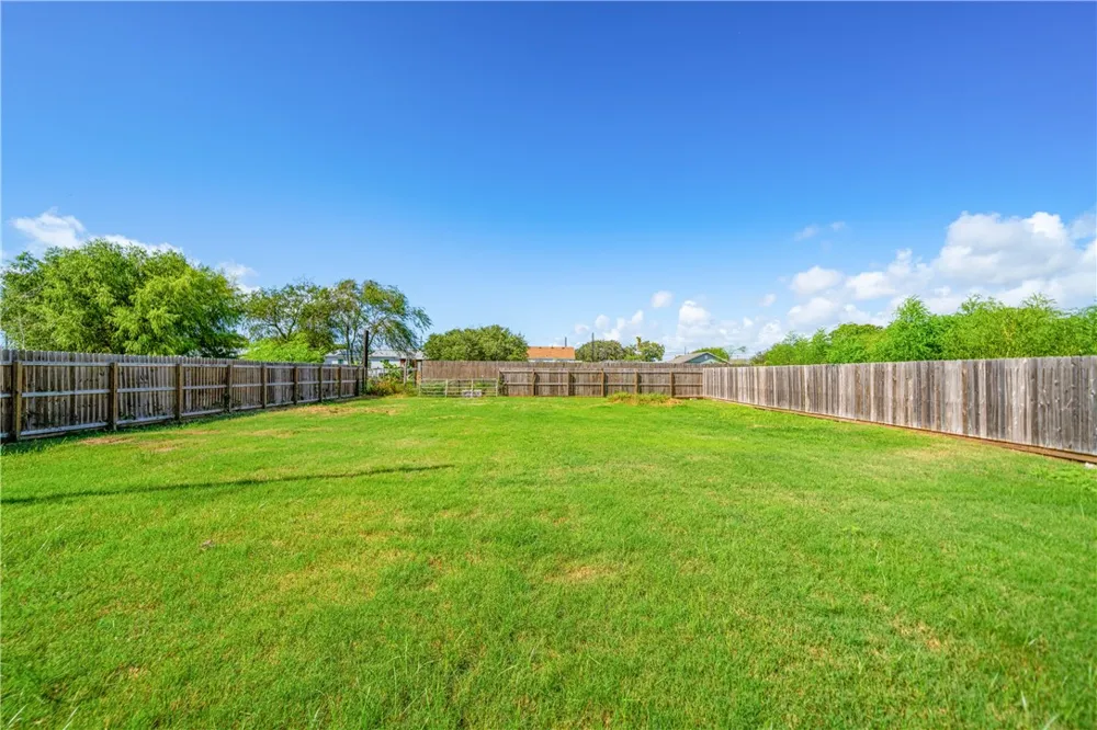 329 E Lakeside and 326 Picture Drive Corpus Christi, TX 78418