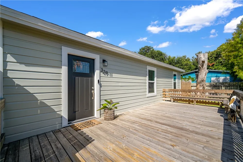 329 E Lakeside and 326 Picture Drive Corpus Christi, TX 78418