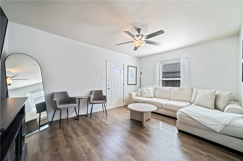 329 E Lakeside and 326 Picture Drive Corpus Christi, TX 78418