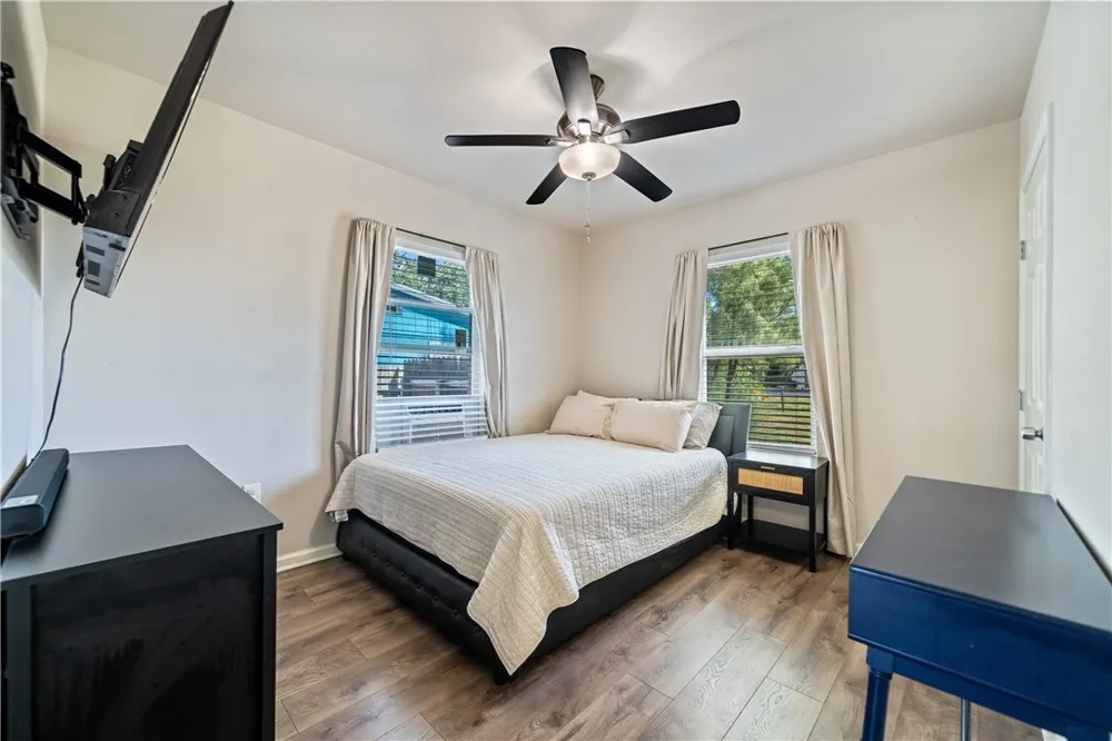 329 E Lakeside and 326 Picture Drive Corpus Christi, TX 78418