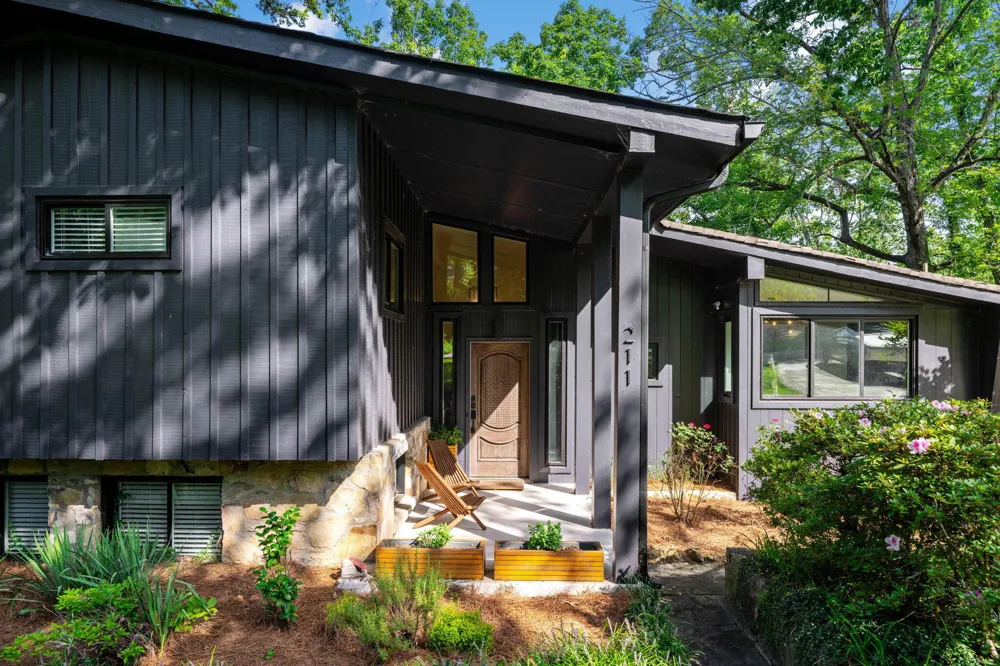 211 Dawn Street Signal Mountain, TN 37377