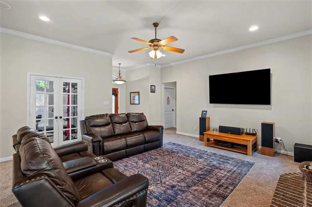 9719 Ravenswood Road Granbury, TX 76049