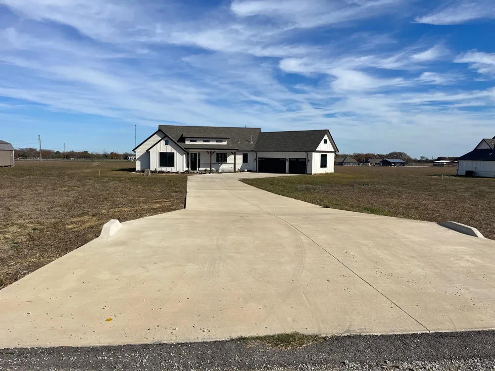 236 Chambers Creek Trail No City, TX 76009