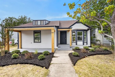 2607 W Lovers Lane