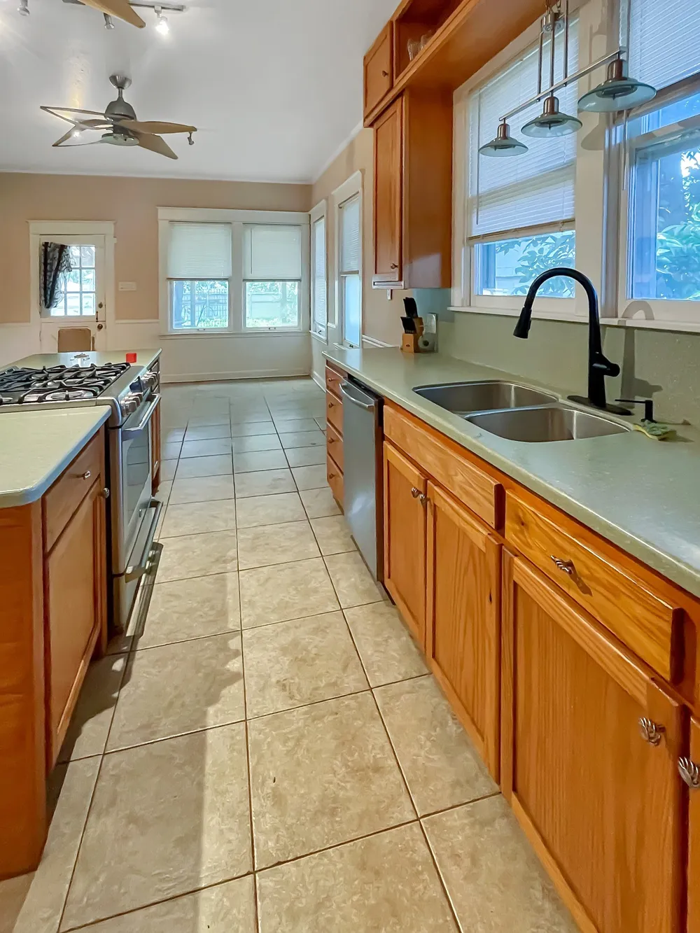 918 E Franklin Street Hillsboro, TX 76645