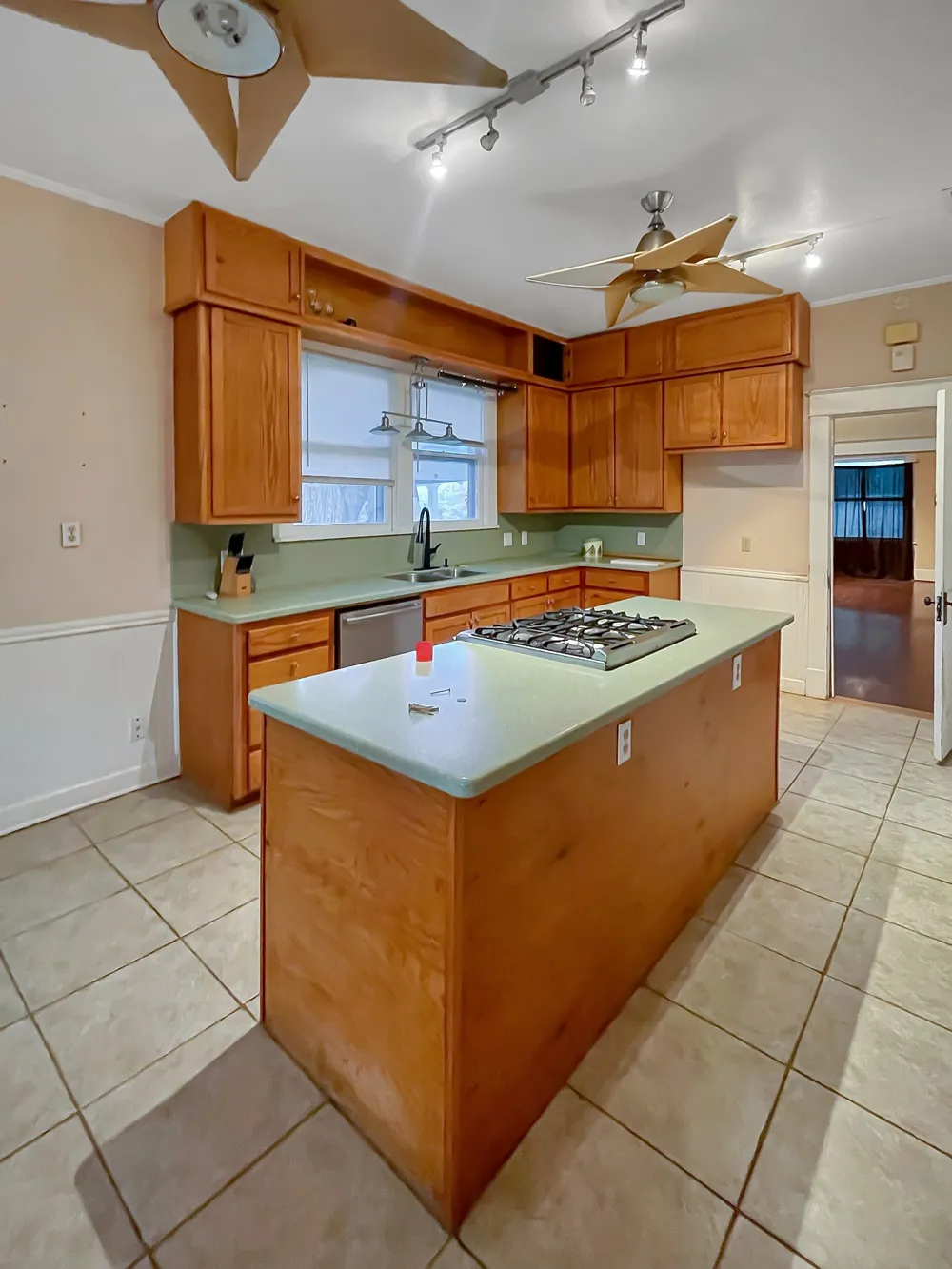 918 E Franklin Street Hillsboro, TX 76645