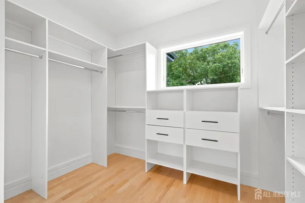 11 Gordon Avenue Spotswood, NJ 08884