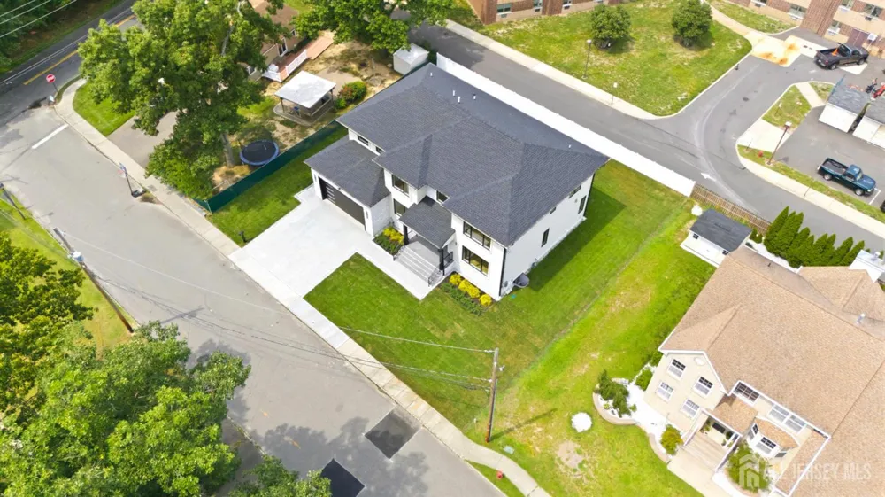 11 Gordon Avenue Spotswood, NJ 08884