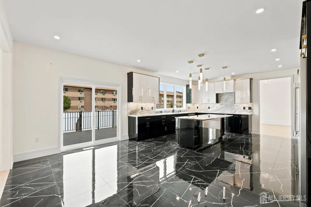 11 Gordon Avenue Spotswood, NJ 08884