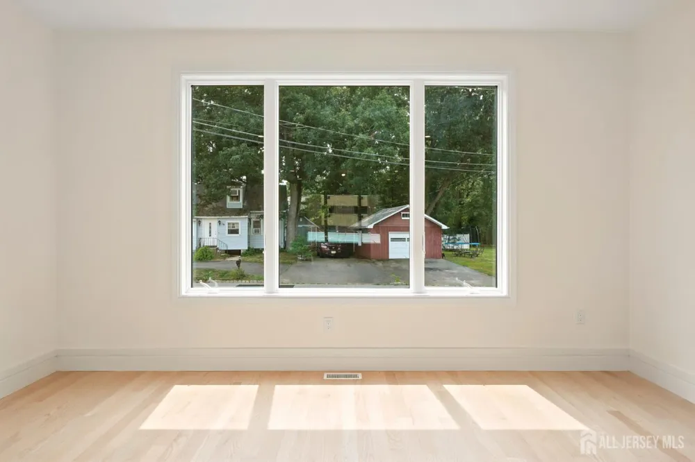 11 Gordon Avenue Spotswood, NJ 08884