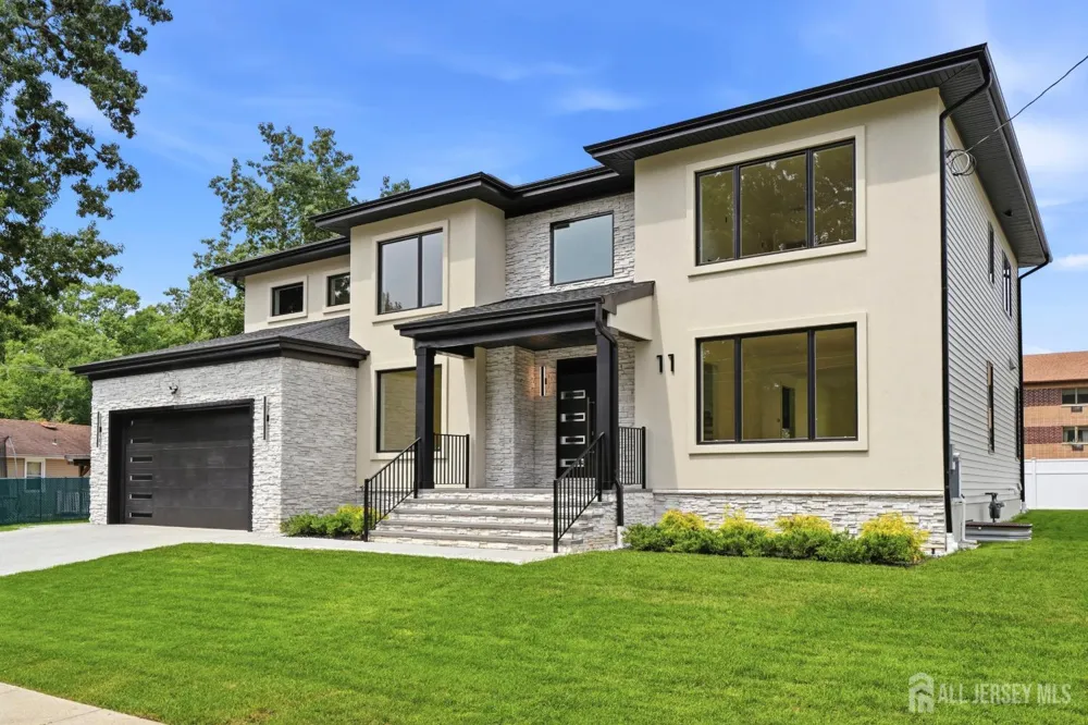 11 Gordon Avenue Spotswood, NJ 08884