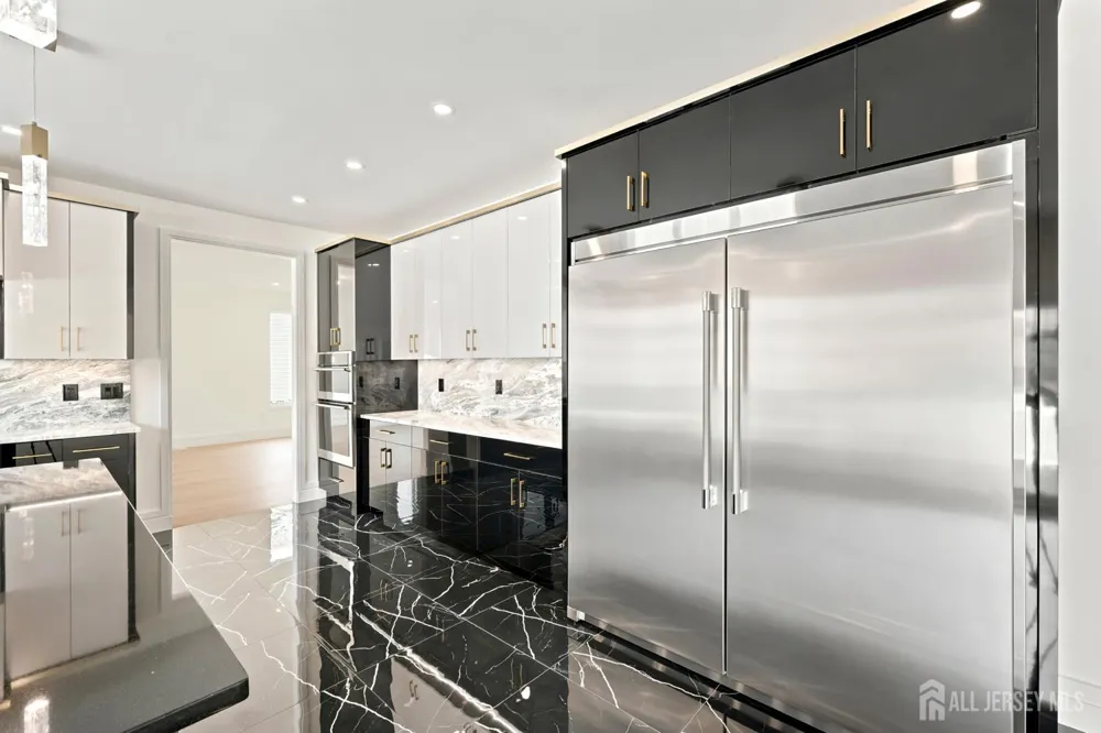 11 Gordon Avenue Spotswood, NJ 08884