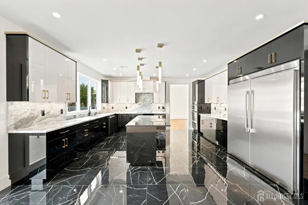 11 Gordon Avenue Spotswood, NJ 08884